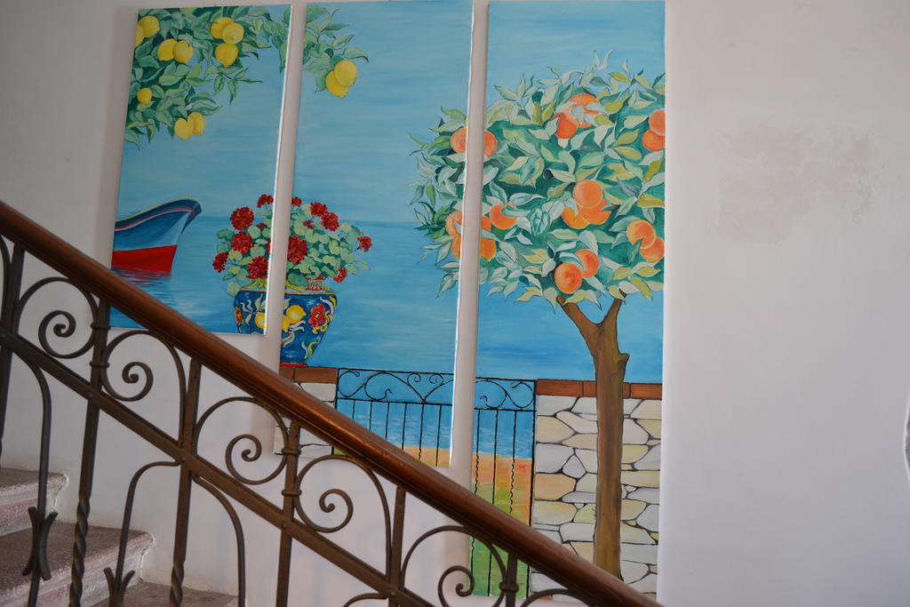 Bed& Breakfast Maredomus Hotel Milazzo Exterior photo